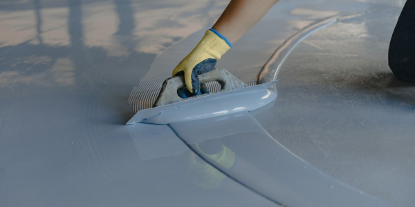 Pintar Fachadas y Patios de Luces de Comunidades Vecinos / Propietarios en Penedès i Garraf · Pintura y Pavimentos para Pintar Garajes y Parkings Comunitarios